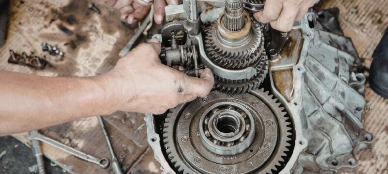 Transmission repair service at Pinecrest Shell offering auto repair in Alexandria, VA